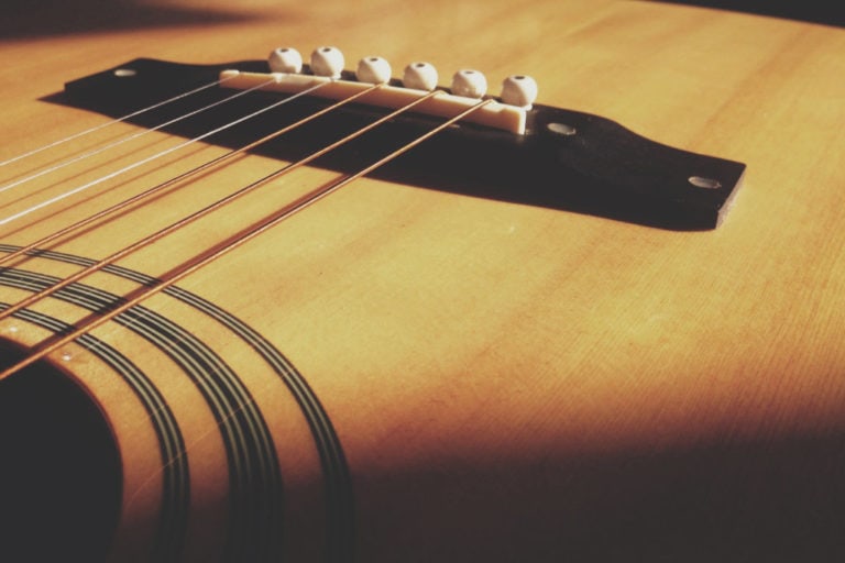 Why Guitar Strings Break & How To Prevent It Rock Guitar Universe