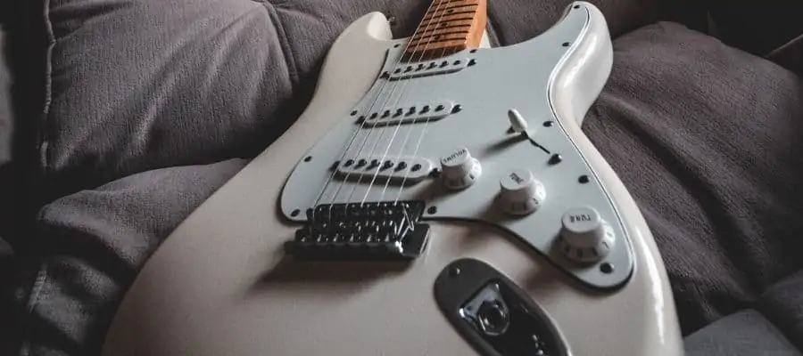 9 Reasons Why Fender Guitars Are So Expensive – Rock Guitar Universe